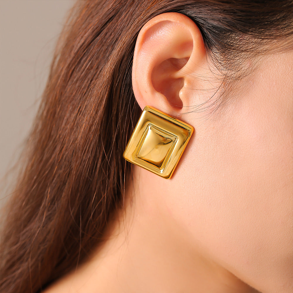 Aretes Milan
