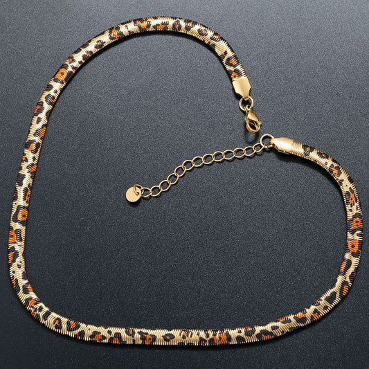 ANIMAL PRINT NECKLACE