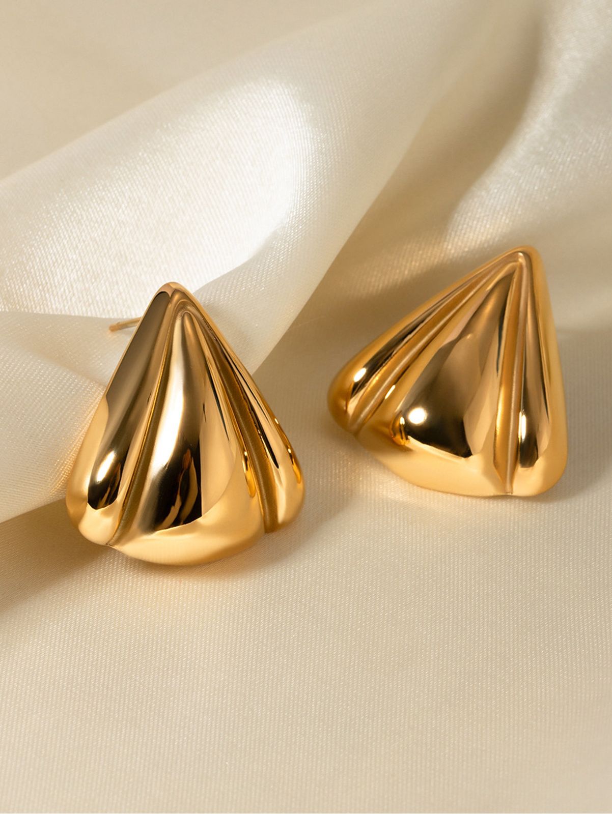 ARETES BRISA