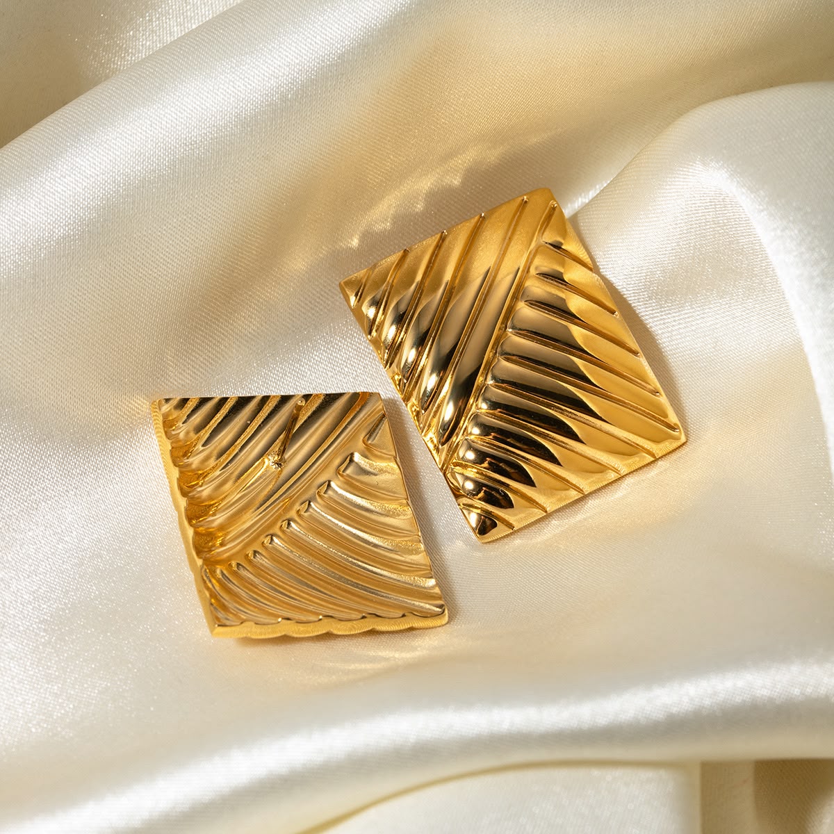 ARETES ELENNA